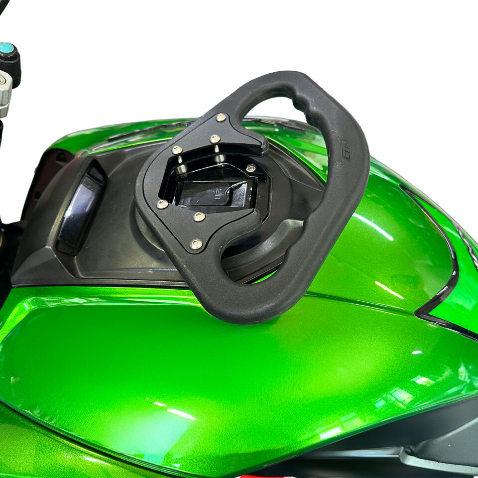 GP Kompozit Bajaj Dominar 400 2020-2026 Uyumlu Depo Üstü Artçı Tutamak Siyah
