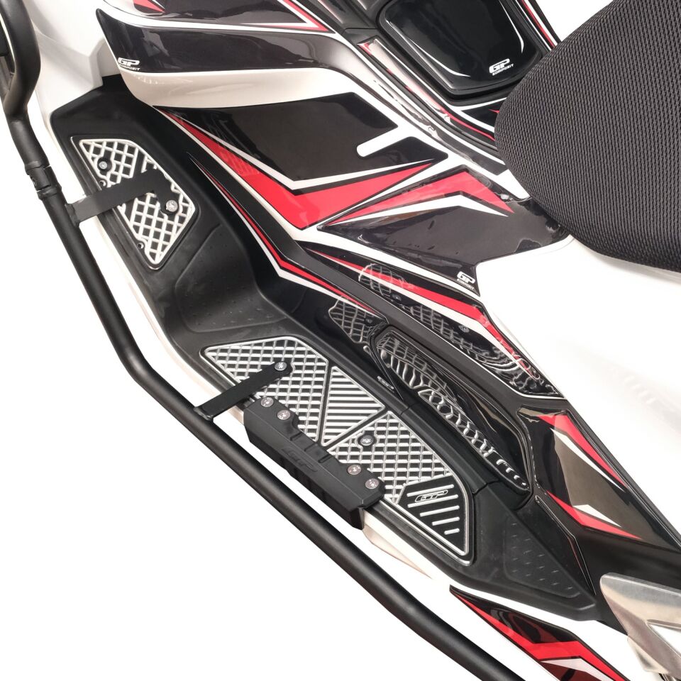 GP Kompozit Honda PCX 125 2025-2026 Uyumlu Basamak Alüminyum Siyah