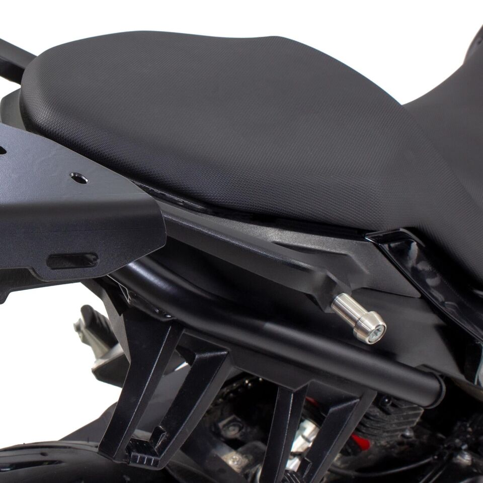 GP Kompozit BMW F 900 XR 2020-2026 Uyumlu Çanta Demiri Siyah