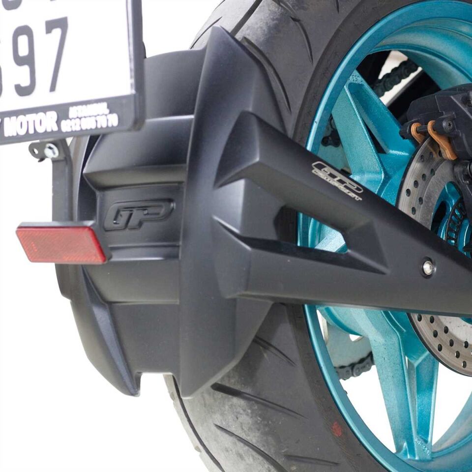 GP Kompozit CF Moto 650 NK 2017-2022 Uyumlu Arka Çamur Sıyırıcı Siyah